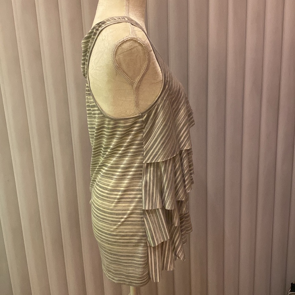 Ruffled Top - Picture 6 of 6